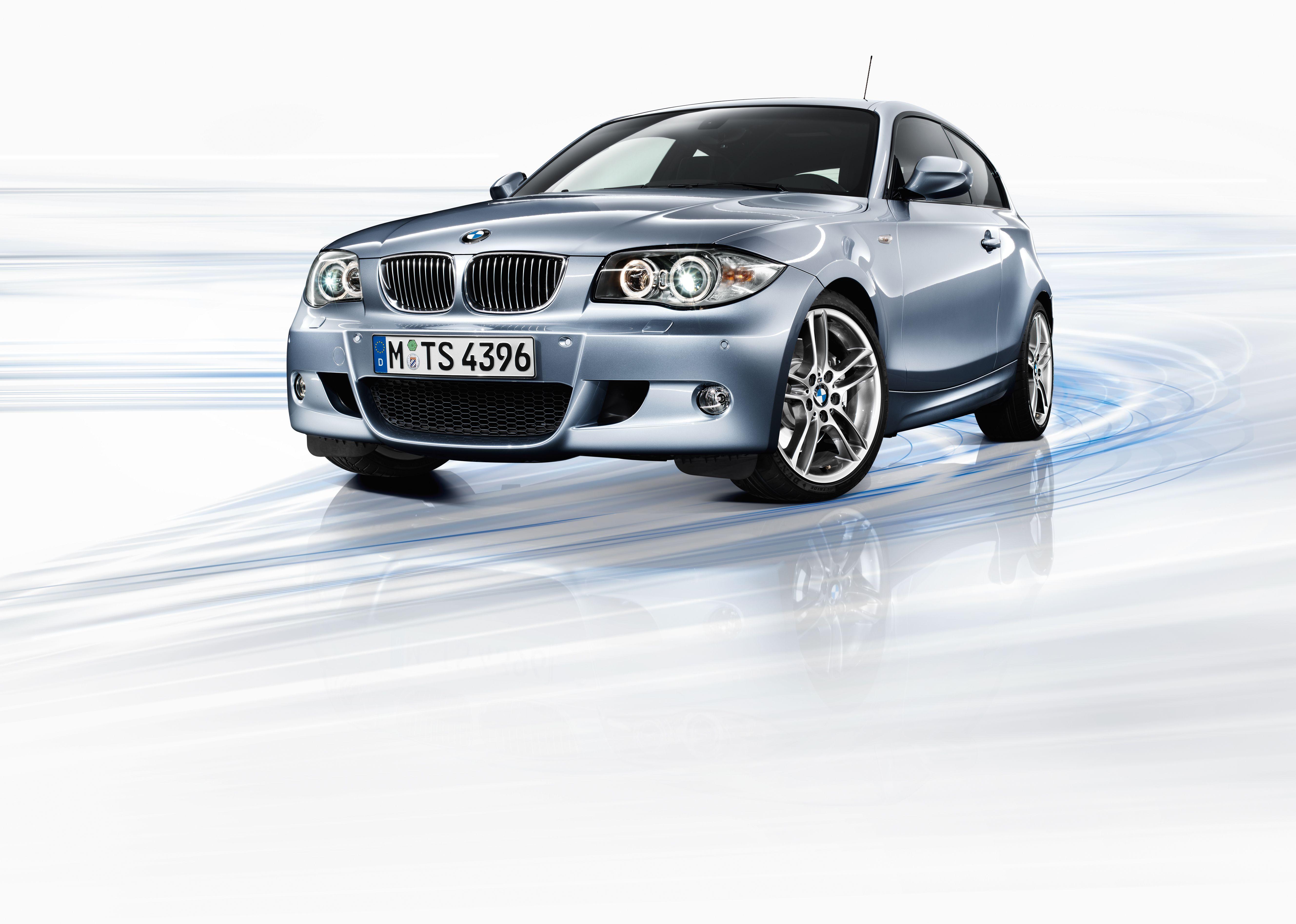BMW 1-Series 3-Door Sport Edition 2009 года выпуска. Фото 1. VERcity